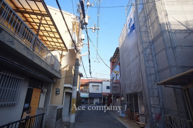 【内観：施工例】 | 東大阪市新池島町3丁目 | 【同社による同仕様の施工例】玄関人感センサー照明付き☆TVモニターホン完備です☆