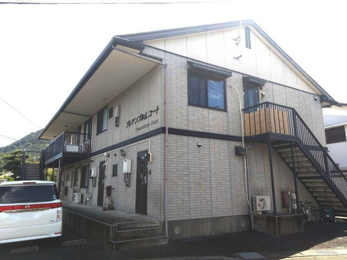 プレアンブルムコート