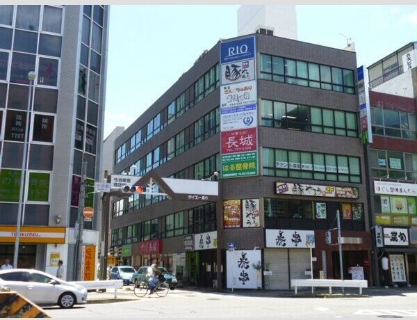 今池センタービルの外観