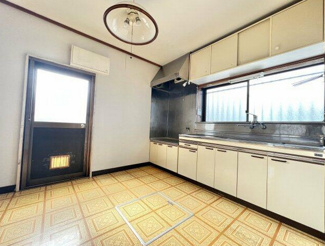 【キッチン】 | 甲斐市西八幡　オール電化中古戸建　カースペース3台