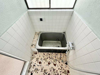 【浴室】 | 甲斐市西八幡　オール電化中古戸建　カースペース3台