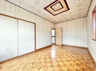 【洋室】 | 甲斐市西八幡　オール電化中古戸建　カースペース3台