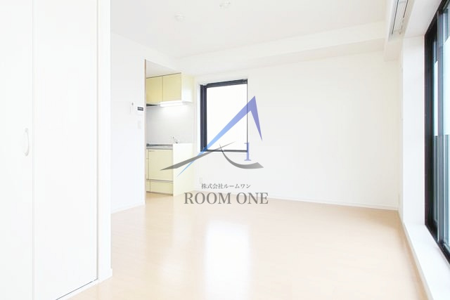 Ｇａｉｎｅｓｖｉｌｌｅ２号館の居間・リビング|洋室のお部屋です。