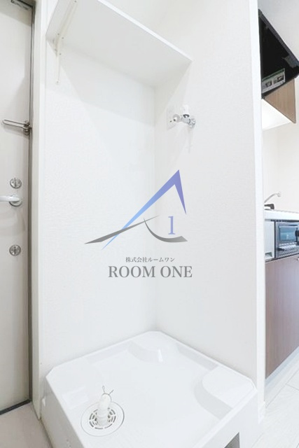 グレージュ梅丘の設備|洗濯機置き場です。