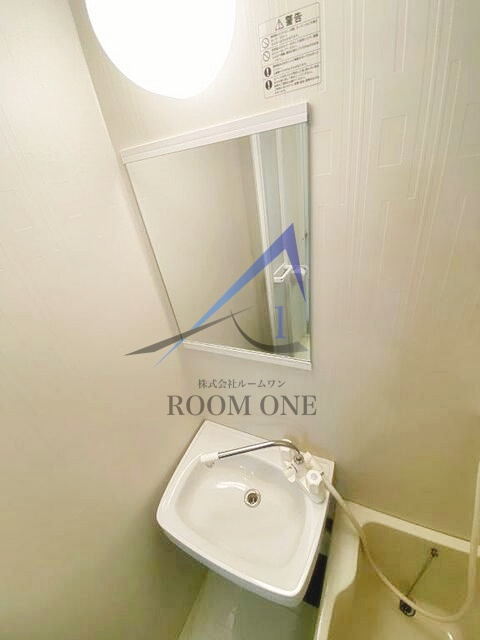 ＧｌａｎｚＣｕｂｅ四谷三栄町の洗面所|洗面台です。