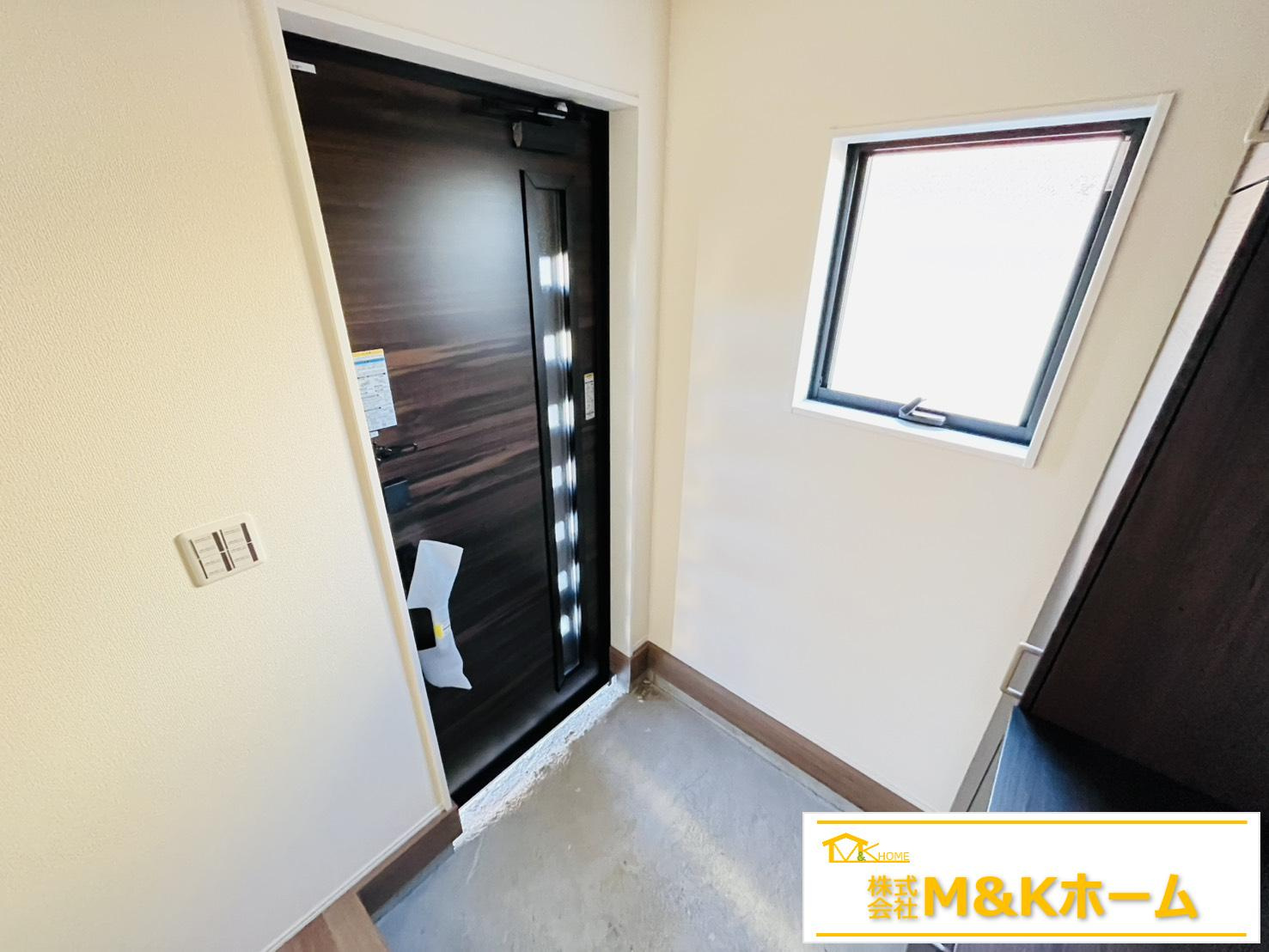 常滑市大和町1丁目　全5棟　1号棟の玄関|玄関☆　耐震等級3取得☆