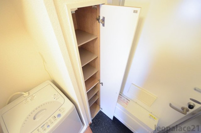 【玄関】 | レオパレスせいゆう | 備品や設備仕様は号室等により異なります。現地をご確認下さい。