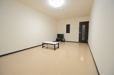 【居間・リビング】 | レオネクストカサデエスペランサ | 同タイプ物件の写真になります。物件の仕様が異なる場合あり。