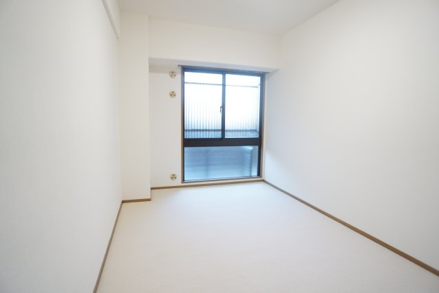 ラ・ビスタ宝塚エスティオ2番館の居間・リビング