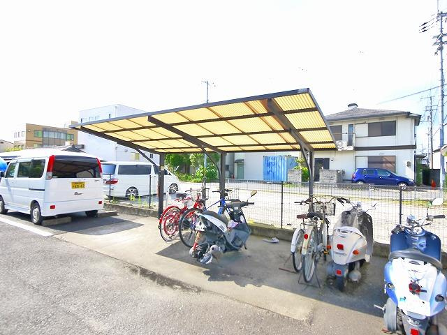 メゾン・ド クレール（櫟本町）のその他共用部分|出入りがしやすい駐輪場