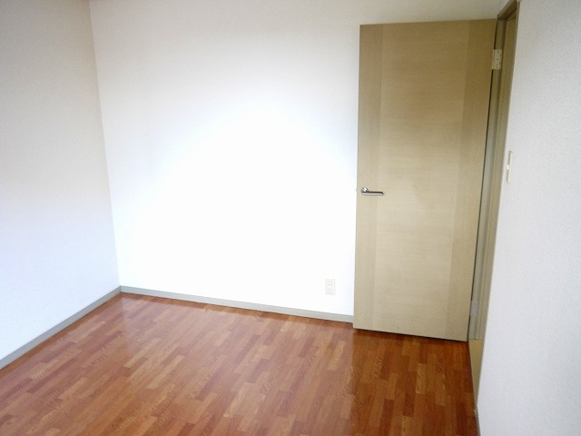 メゾン・ド クレール（櫟本町）の寝室|落ち着いて過ごせるお部屋なので、寝室にいかがでしょうか