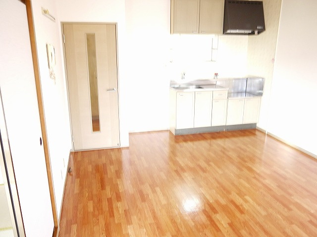 メゾン・ド クレール（櫟本町）の居間・リビング|おしゃれなリビングです