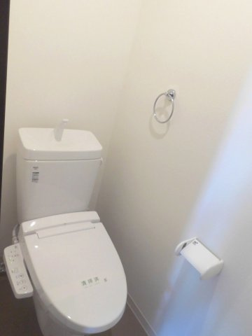 ジーメゾン明石魚住1のトイレ|※別部屋