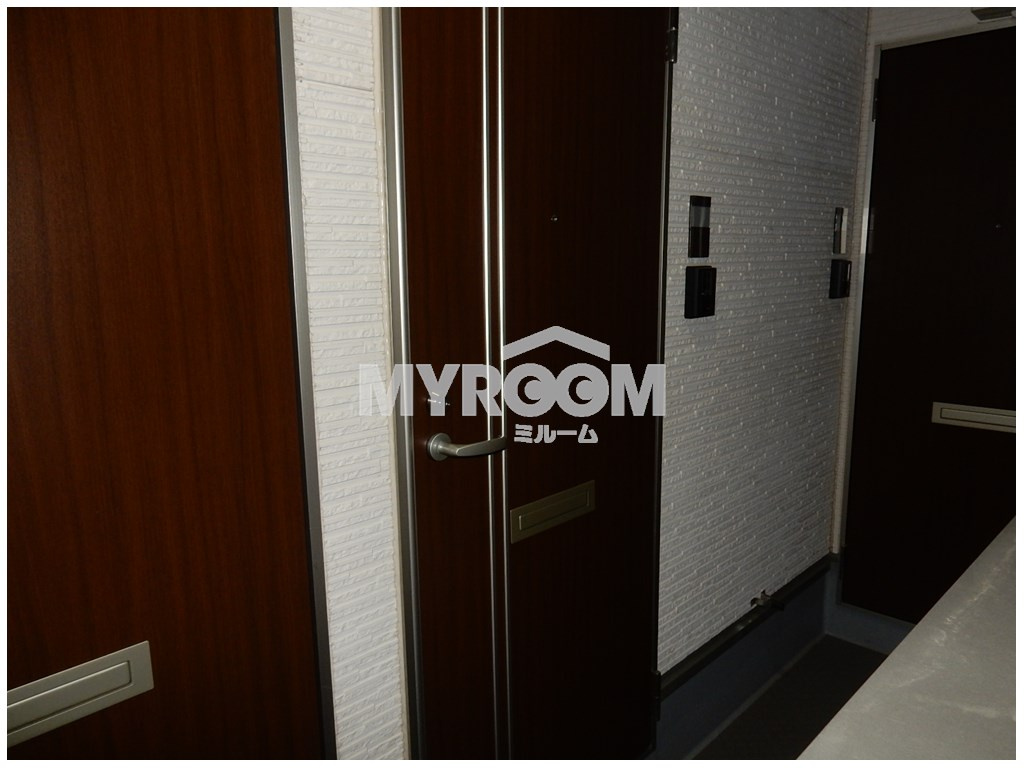 Ｐａｒｔｉｒｅ　Ｎａｋａｎｏ(パルティーレナカノ) のその他共用部分|ドア