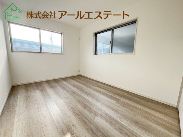 姫路市奥山　　　中古戸建の洋室