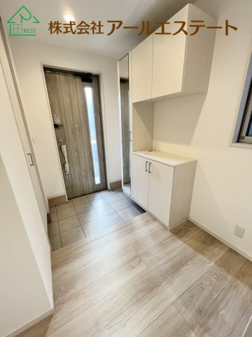 姫路市奥山　　　中古戸建の玄関