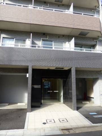 リヴシティ清澄白河のエントランス