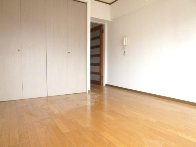 ドマーニASOU【キャッシュバック対象物件】の寝室|落ち着いた色調の寝室です