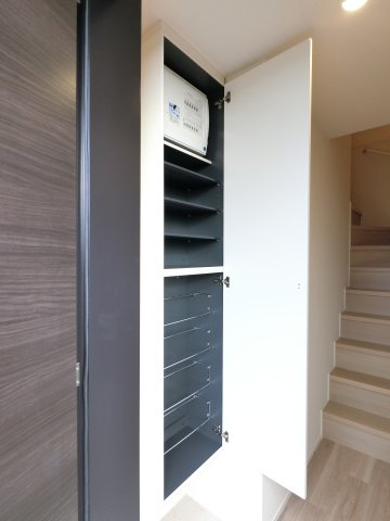 【玄関】 | Blessed Court