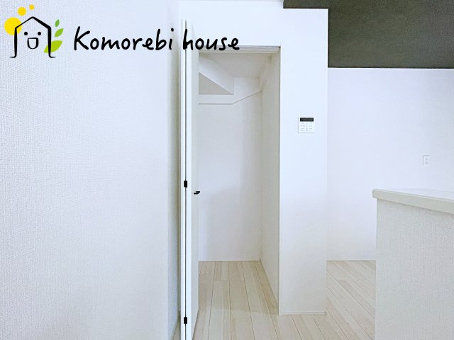 桶川市朝日　3期　新築一戸建て　グラファーレ　の収納|ちょっとした収納スペースも充実しています