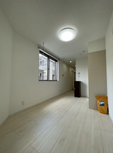 クレア椎名町の居間・リビング