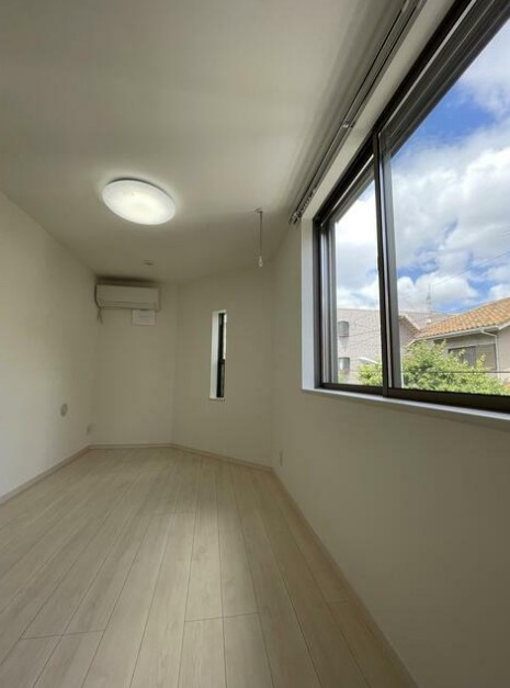 クレア椎名町の居間・リビング