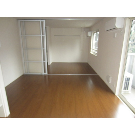 Ｐａｔｉｏ　Ｖｅｒｄｅ　Ａ・Ｂ・Ｃの居間・リビング|使いやすいリビングです