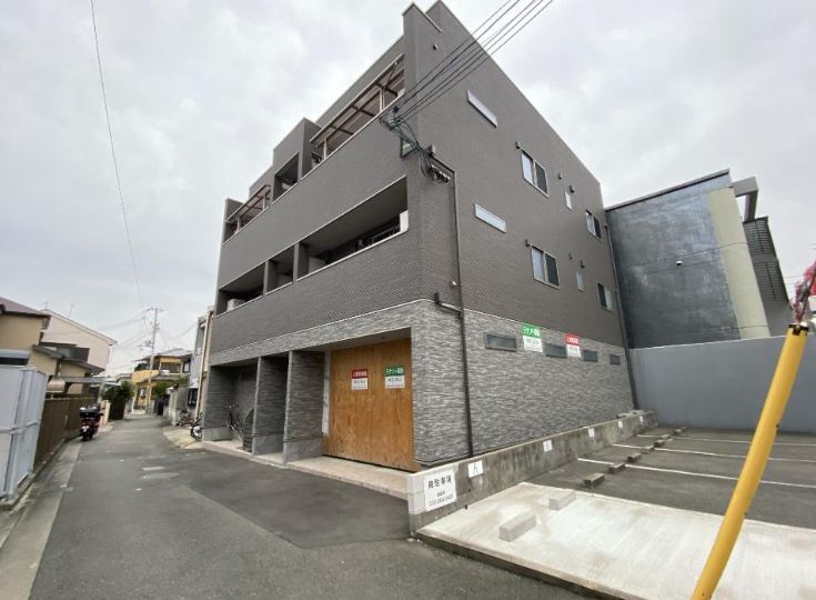高石市千代田１丁目のハイツ