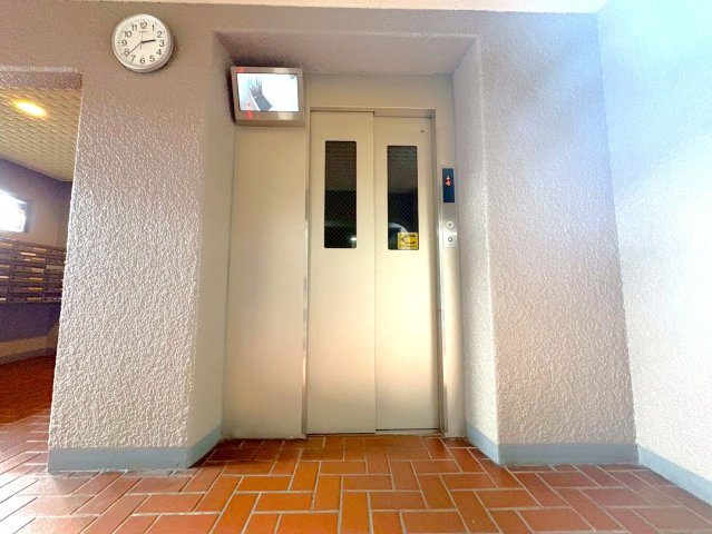 ◆２０２５年１２月リフォーム完了◆ペット飼育可能◆南向き３LDK◆ユニライフ宇治C棟の設備|エレベーター