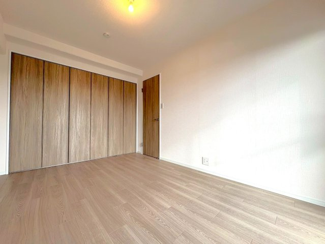 ◆２０２５年１２月リフォーム完了◆ペット飼育可能◆南向き３LDK◆ユニライフ宇治C棟の洋室|洋室（６.５帖）