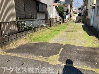 【その他】 | 勝手口に隣接する私道。