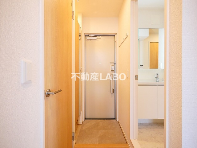 Clashist平野西Westの玄関