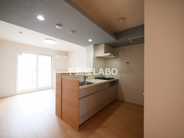 Clashist平野西Westのキッチン