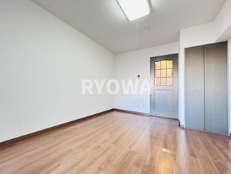 【居間・リビング】 | ライオンズマンション綾瀬・谷中公園 | 掲載の写真は退去前の写真となります。