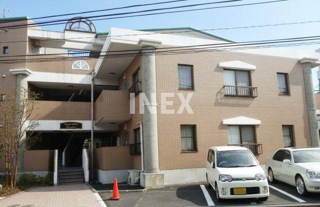 ロイヤルシャトー河原の外観