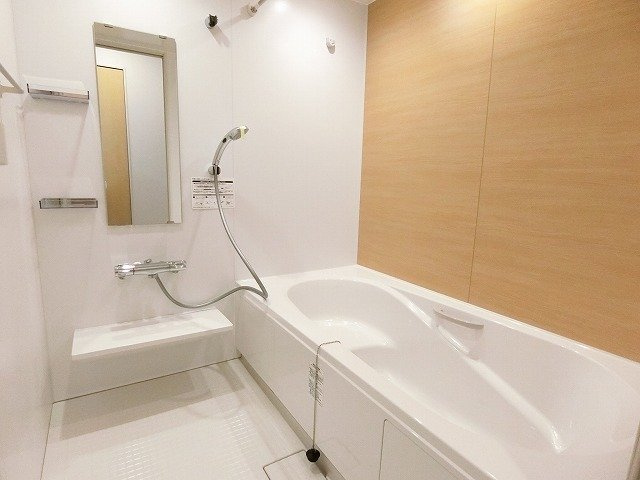 ｇｒａｃｅ　Ｂ（グレイスＢ）の浴室