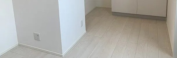 LAUREL宝町の内装