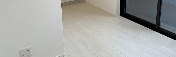 LAUREL宝町の内装