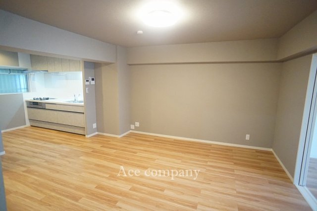 【居間・リビング】 | メガロコープ平野1号棟 | 【LDK：24.5平米】