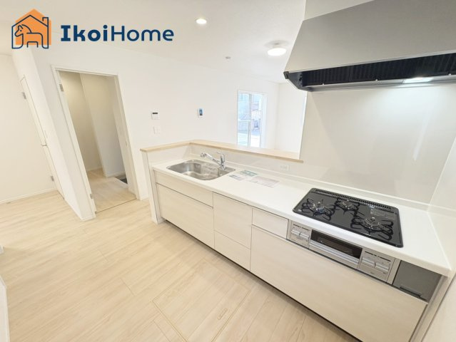 明石市二見町西二見第22　1号棟　新築戸建のキッチン|【ホームページに現地動画掲載中】●年中無休：当日予約可●カップボードのご依頼可能！