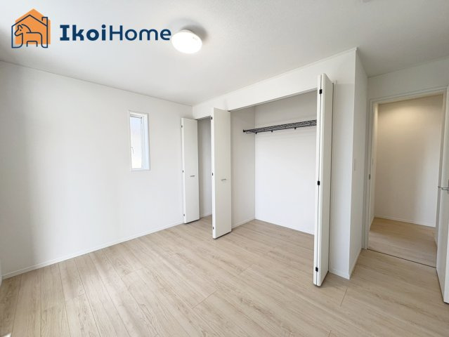 明石市二見町西二見第22　1号棟　新築戸建の内装|【ホームページに現地動画掲載中】●年中無休：当日予約可●部屋にはカーテンレールはついていません。