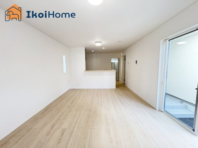 明石市二見町西二見第22　1号棟　新築戸建の居間・リビング|【ホームページに現地動画掲載中】●年中無休：当日予約可●長方形で家具を配置しやすい間取り！