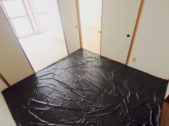 神田駅前ビルの和室