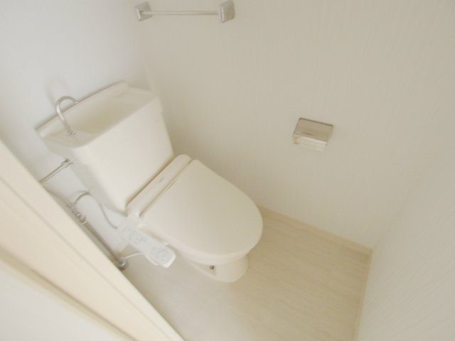 神田駅前ビルのトイレ