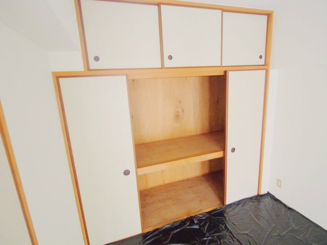 神田駅前ビルの収納