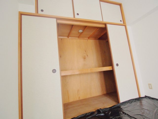 神田駅前ビルの収納