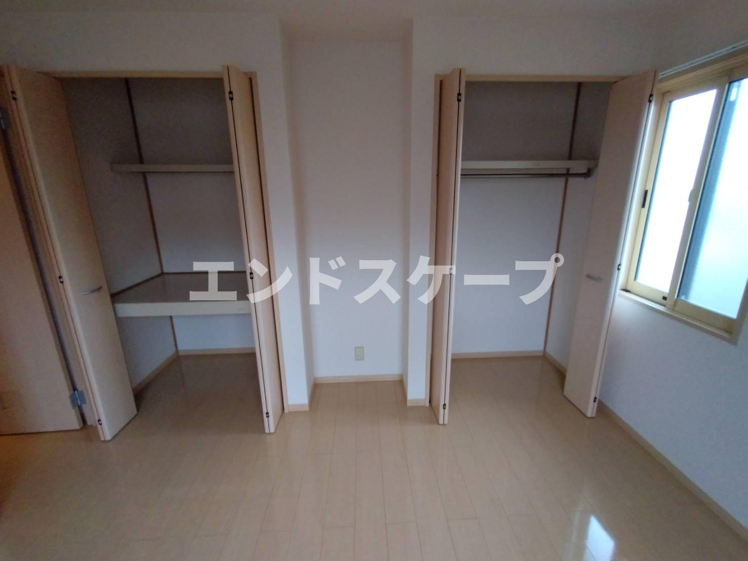 リュエル　Ｂの収納|高崎、前橋エリアのお部屋探しはエンドスケープまで！お客様の理想お聞かせ下さい♪
内装の色味が画像と異なる場合がございます。