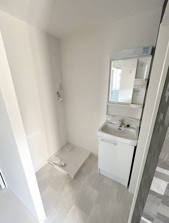 グロースリングさいたま新都心の独立洗面台