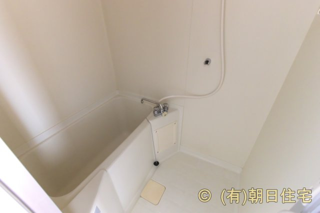 ラーバン町田の浴室