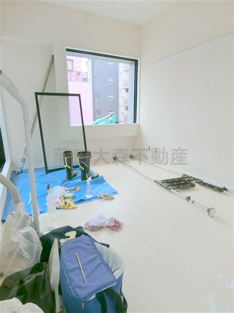 ベルハウス蒲田南のその他|洋室6.0帖　内装中